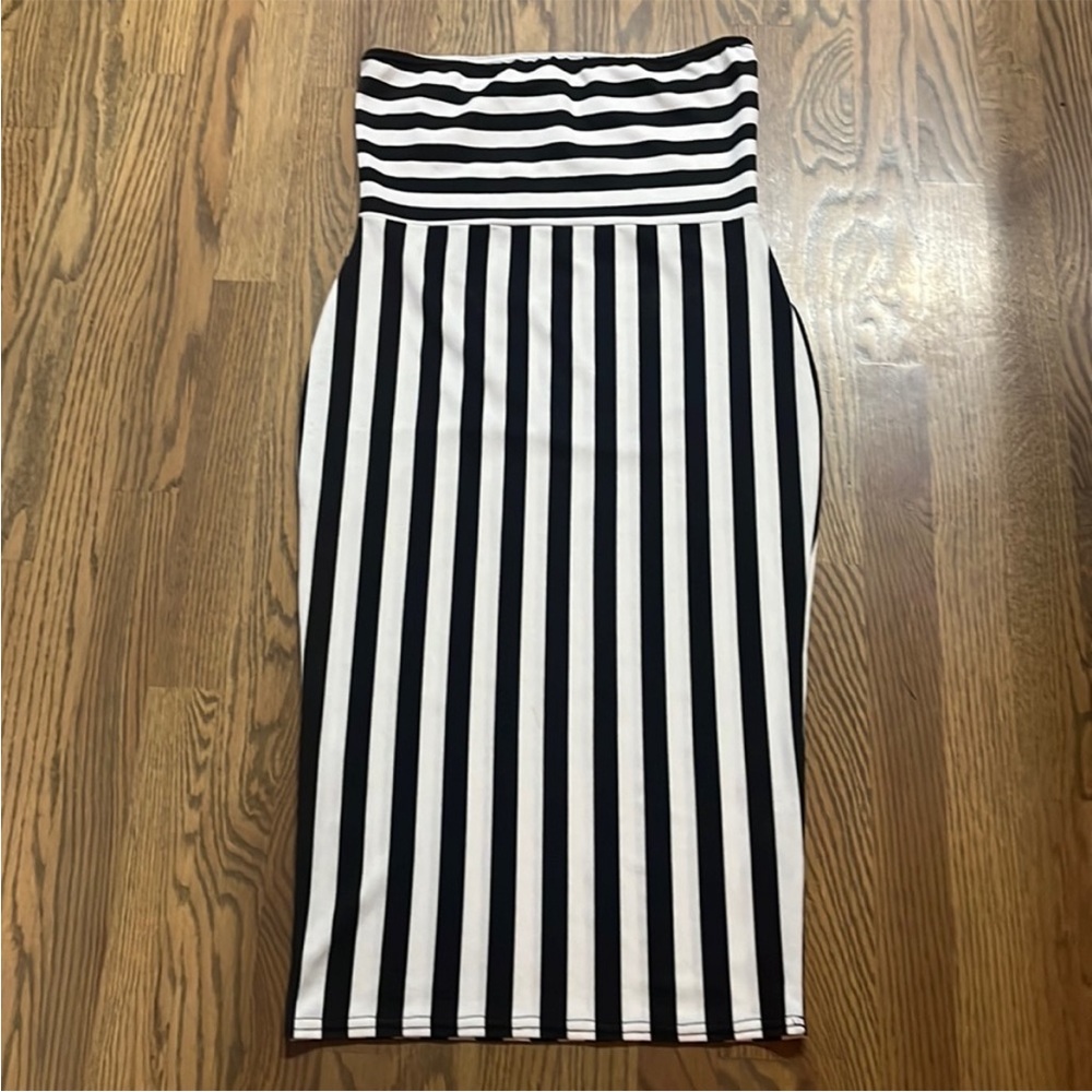 Prettylittlething dress